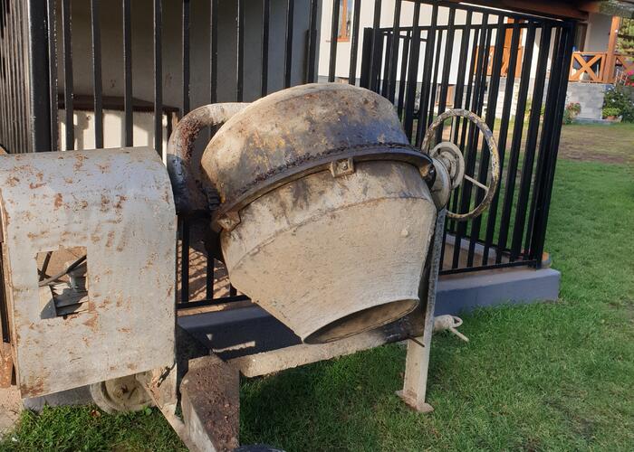 Grajewo ogłoszenia: Sprzedam betoniarkę w bardzo dobrym stanie.